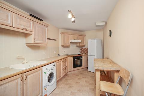 18/12 Johns Place, Edinburgh, EH6 7EN