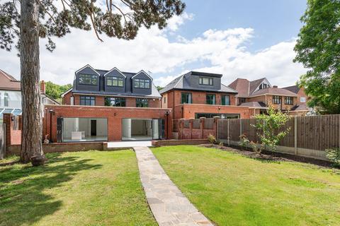 5 bedroom detached house for sale, London W5