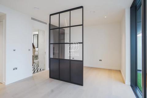 Studio to rent, Wardian London E14