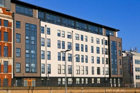 2 bedroom flat to rent, 4 Tate House, 5-7 New York Road, Leeds