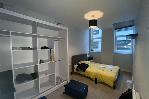 2 bedroom flat to rent, 4 Tate House, 5-7 New York Road, Leeds, West Yorkshire, LS2 7QW, UK