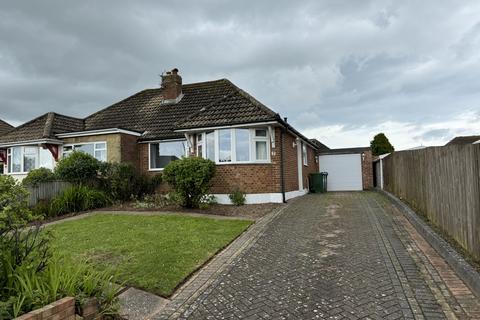 2 bedroom semi-detached bungalow to rent, Hastings Avenue, Seaford BN25