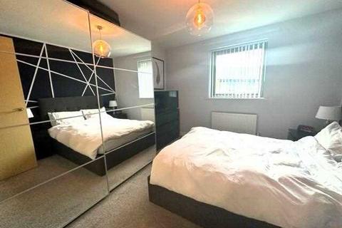2 bedroom apartment to rent, Lewin Terrace, Bedfont