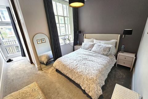 1 bedroom flat to rent, Emperors Gate, London, SW7 4HJ