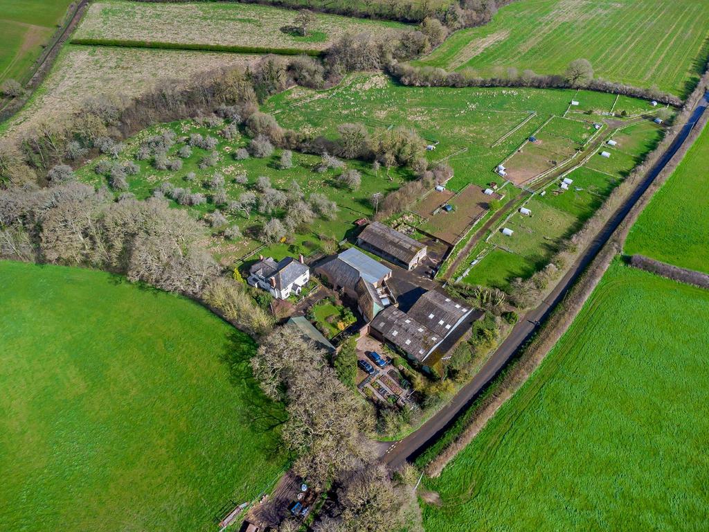 Yeoford, Crediton, Devon 4 bed detached house for sale £1,000,000