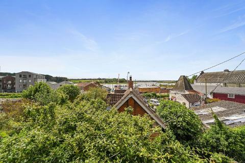 4 bedroom end of terrace house for sale, Quayside, Woodbridge