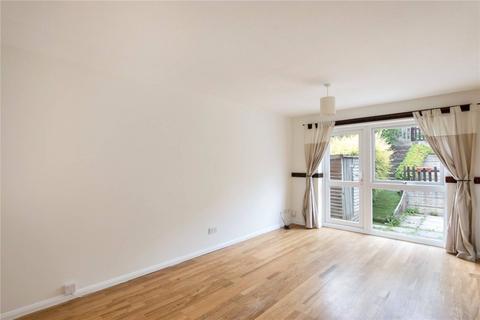 3 bedroom house to rent, Long View, Berkhamsted HP4