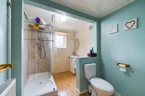 63 Blenheim Road, Worcester, WR2 5NQ