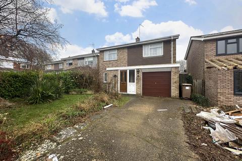 4 bedroom detached house for sale, Brompton Close, Luton LU3