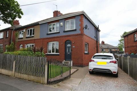 3 bedroom semi-detached house to rent, Birkwood Avenue, Cudworth, Barnsley, South Yorkshire, S72