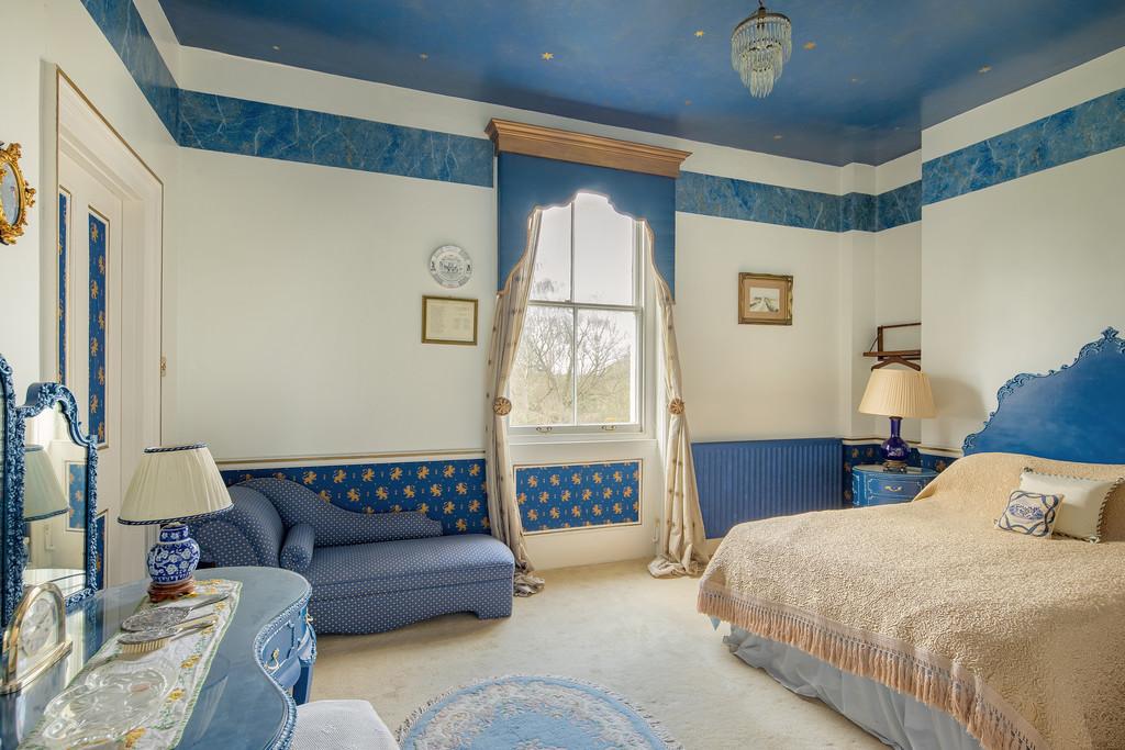 Langley Lodge HR 042