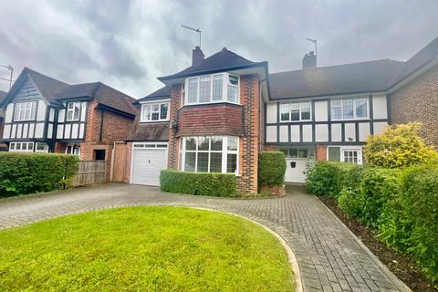4 bedroom semi-detached house to rent, Towers Road, Pinner HA5