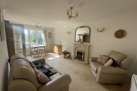 14, Armada Court Parkfield Road, Topsham, Exeter, EX3 0EW