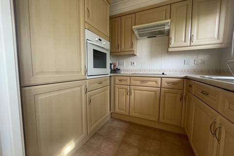 14, Armada Court Parkfield Road, Topsham, Exeter, EX3 0EW