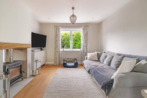 4 bedroom bungalow for sale, High Street, Ticehurst, East Sussex, TN5