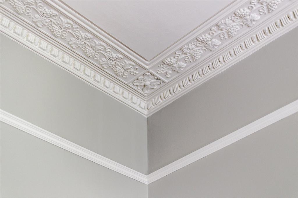 Cornice