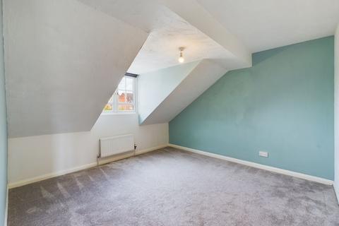 3 Cooper Close, Towcester, NN12 7AN