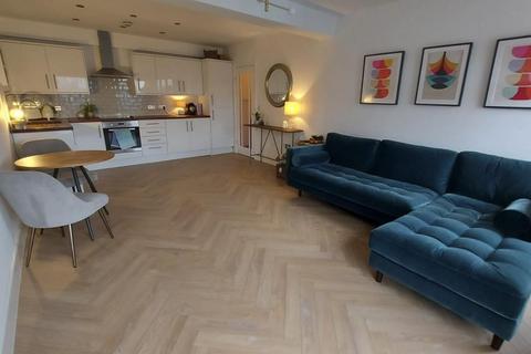2 bedroom flat for sale, Oakview Apartments, N17