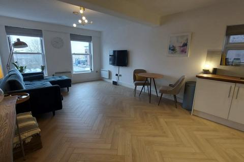 2 bedroom flat for sale, Oakview Apartments, N17