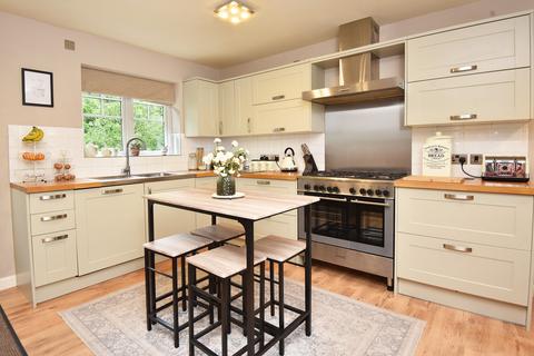 4 Foxglove Close, Harrogate, HG3 2WJ