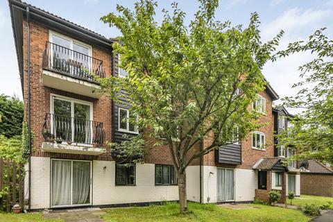 12 Birchend Close, South Croydon, CR2 7DS