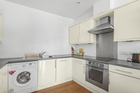 Flat 8, 17 Dock Street, London, E1 8LJ