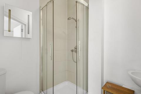 Flat 8, 17 Dock Street, London, E1 8LJ