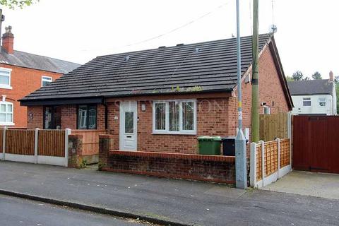 2 bedroom semi-detached bungalow for sale, Regent Street, Bilston, WV14