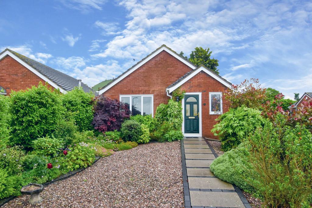 Ellam Piece, Cheswardine 2 bed detached bungalow for sale £260,000