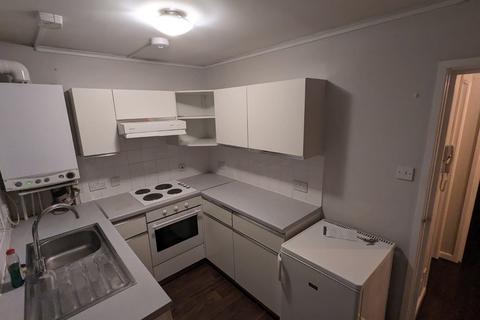 1 bedroom apartment to rent, Flat 7 192a Portobello Road