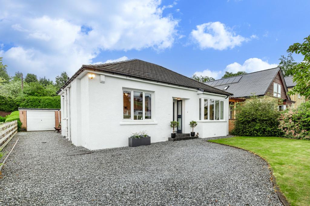 Greenhead Road, Bearsden 3 bed detached house for sale £460,000