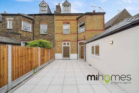 Ground Floor Flat, 91 Kirkton Road, London, N15 5EY