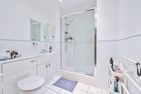 2 bedroom flat to rent, Basin Approach, Limehouse, London, E14