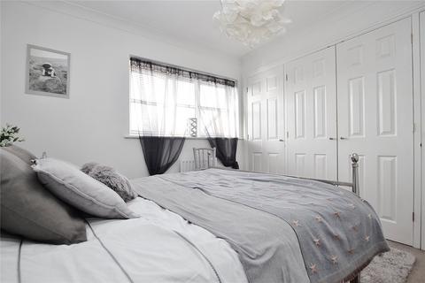 33 Acer Drive, West End, Woking, GU24 9XJ