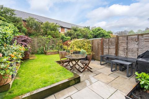 23 Myrtle Road, Dorking, RH4 1DQ