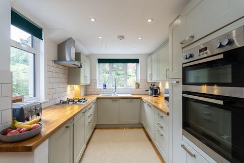 23 Myrtle Road, Dorking, RH4 1DQ