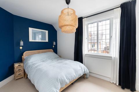 23 Myrtle Road, Dorking, RH4 1DQ