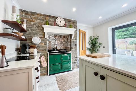 5 bedroom detached house for sale, Wern Villa Ystradfellte Road Pont Nedd Fechan SA11 5UW
