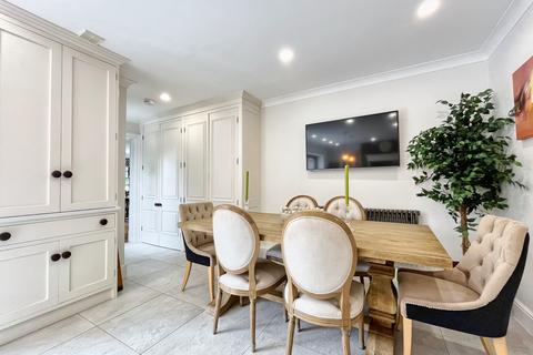 5 bedroom detached house for sale, Wern Villa Ystradfellte Road Pont Nedd Fechan SA11 5UW