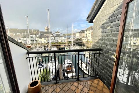 2 bedroom penthouse to rent, Pelham Court, Falmouth TR11
