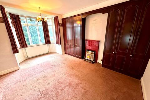 106 Lichfield Road, Bloxwich, Walsall, WS3 3LY