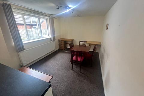1 bedroom apartment to rent, Russell House, Gillott Road, Birmingham