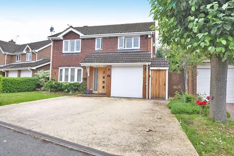 4 bedroom detached house for sale, Ragstone Court, Aylesford