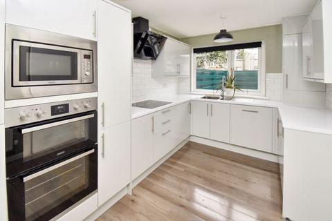 63 Broomlands Road, Cumbernauld, Glasgow, G67 2PU