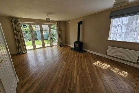 3 bedroom end of terrace house to rent, East End, Long Clawson