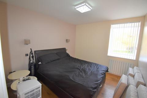 3 bedroom apartment to rent, Clock House Gardens, Welwyn AL6