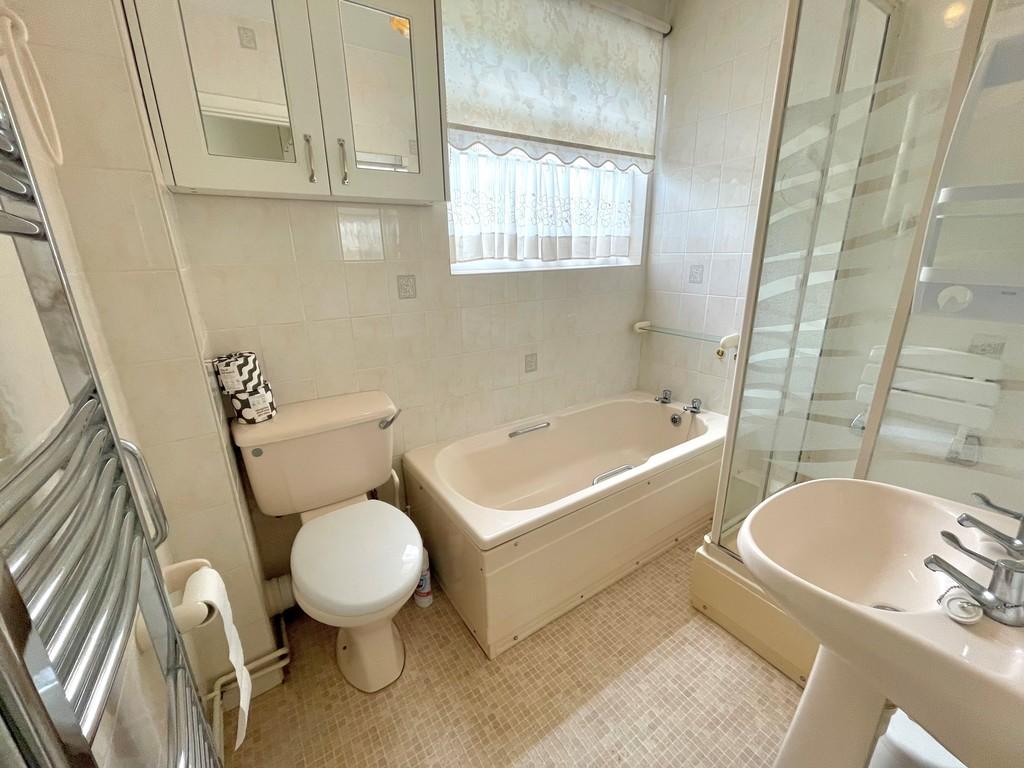 16 Bramber Square Bath