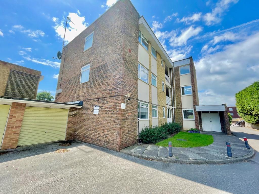 16 Bramber Square Rear and Gge