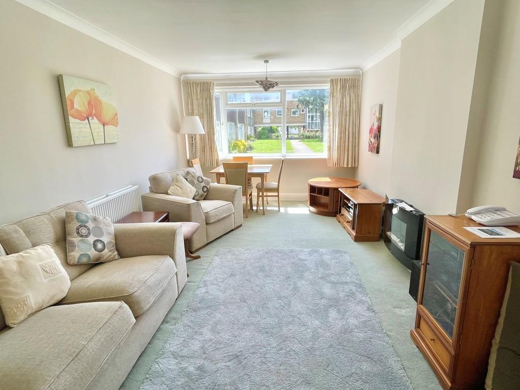 16 Bramber Square Lounge 1