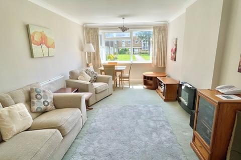 2 bedroom ground floor flat for sale, Bramber Square, Rustington